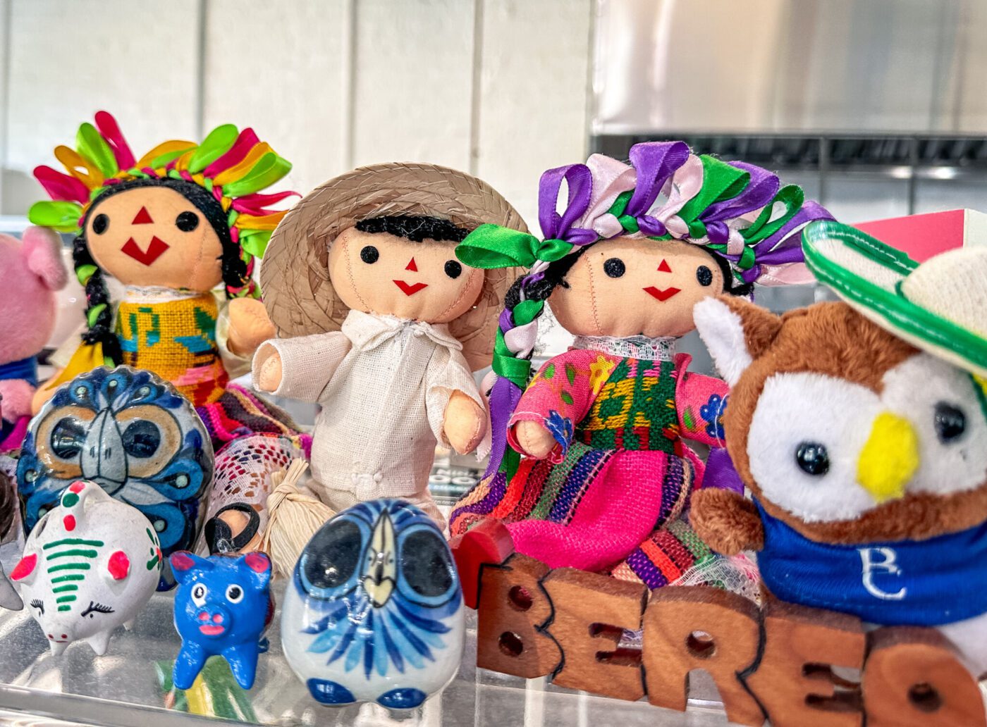 Dolls-at-at-Dona-Marias-Tamales-in-Berea-Kentucky