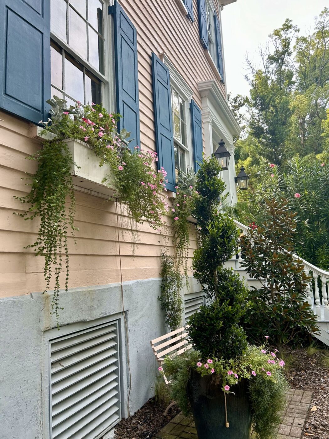 Exterior of The Ashley Inn, Charleston, South Carolina