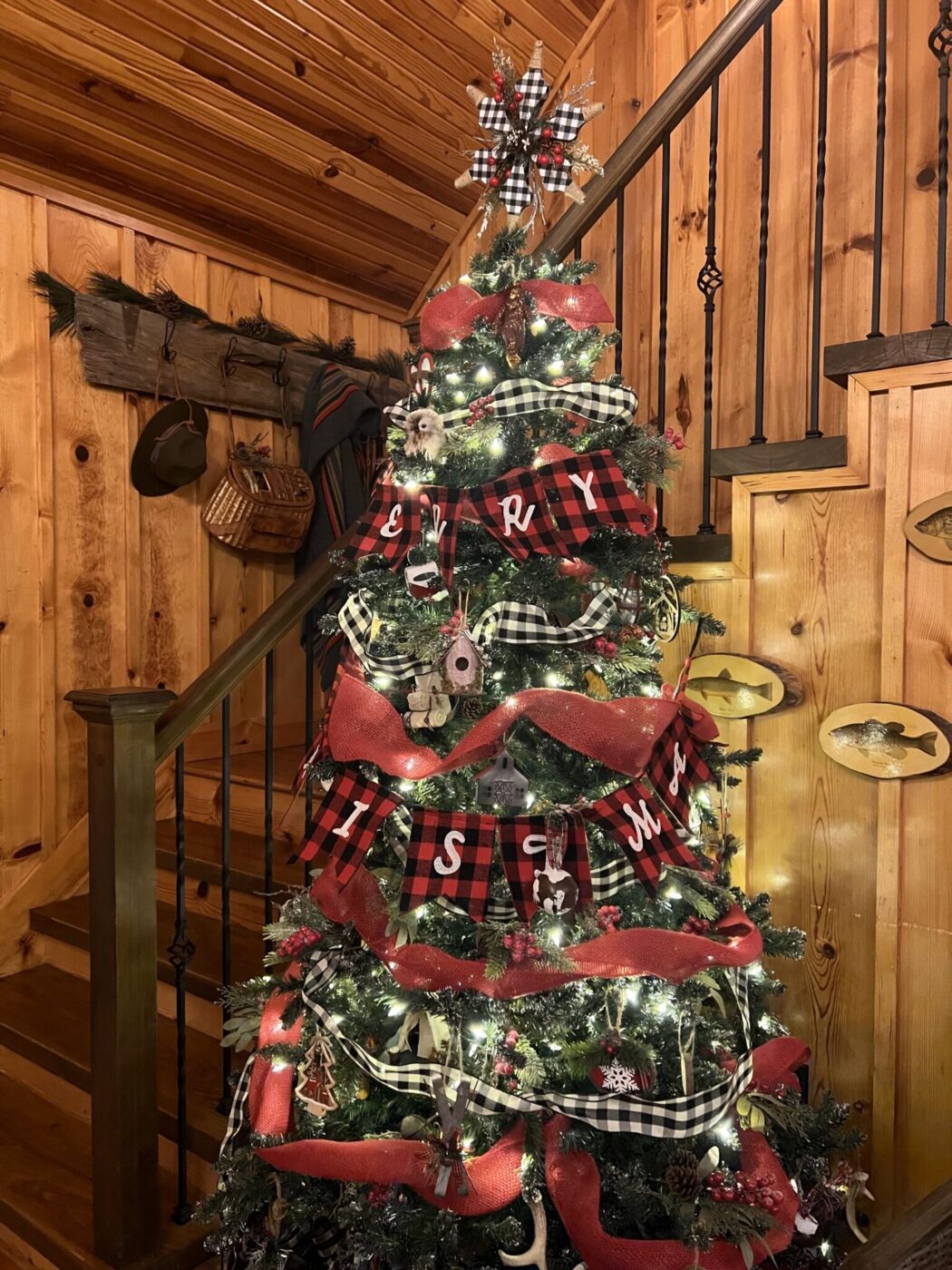 Christmas at Shady Pine Lake House at Barren River Lake, Kentucky