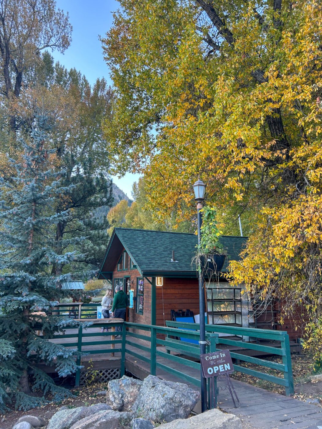 Coffee on the Rocks, Estes Park, Colorado