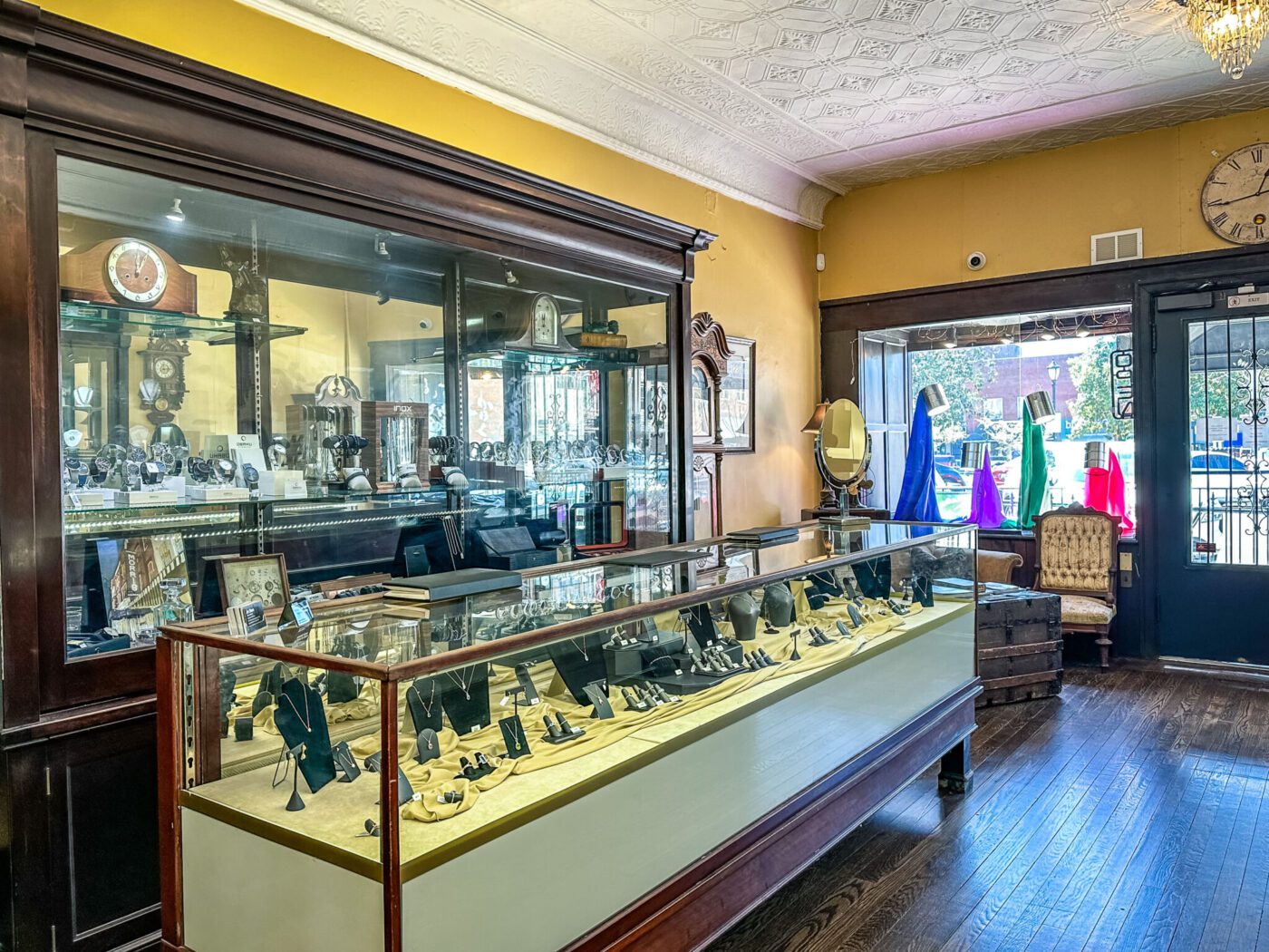 Morris Jewelry in downtown Bowling Green, Kentucky