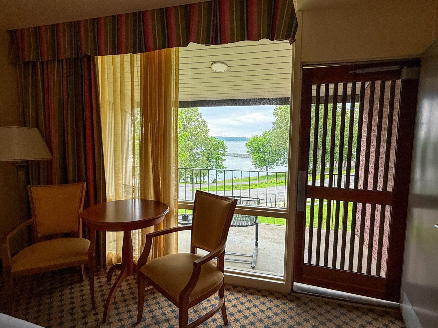 Room, Kentucky Dam Village State Resort Park, Kentucky